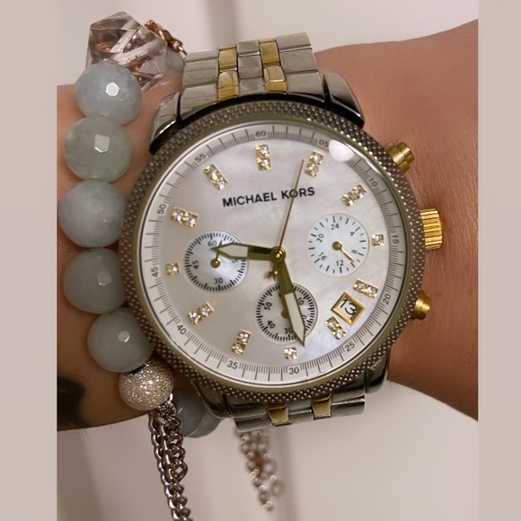 Michael Kors Watch - Picture 4 of 6